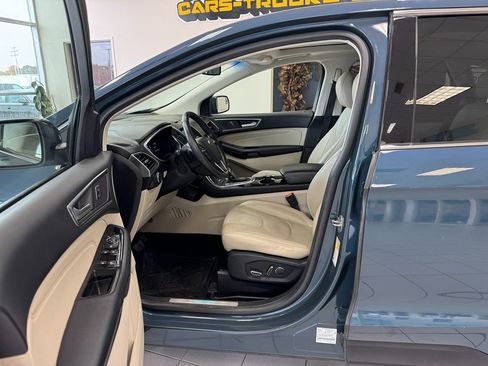 Used 2016 Ford Edge Titanium w/ Equipment Group 302A image 11