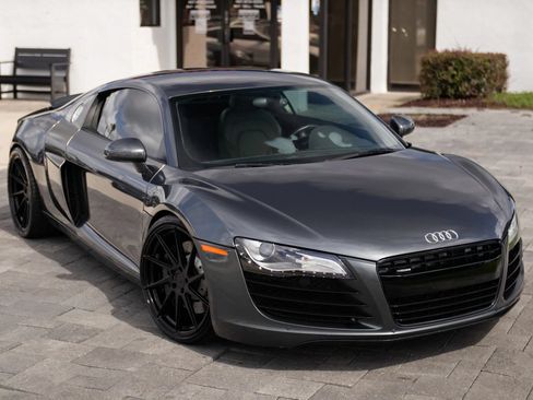Used 2009 Audi R8 V8 AWD/4WD image 2