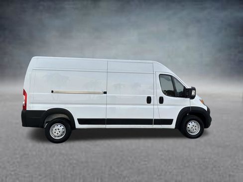 Used 2023 RAM ProMaster 2500 FWD image 8