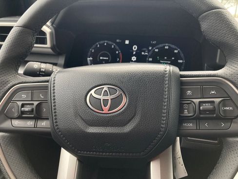 New 2026 Toyota 4Runner TRD Off-Road Premium AWD/4WD image 17