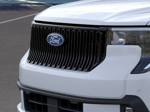 New 2026 Ford Maverick Lobo AWD/4WD image 18