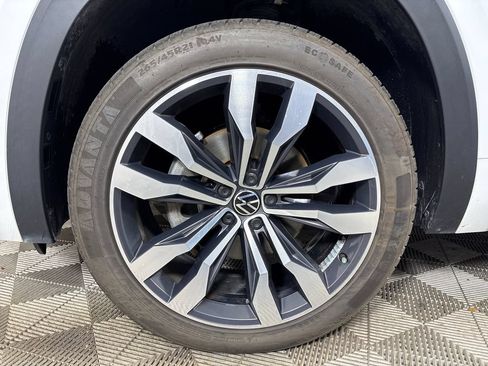 Used 2021 Volkswagen Atlas SEL Premium AWD/4WD image 9