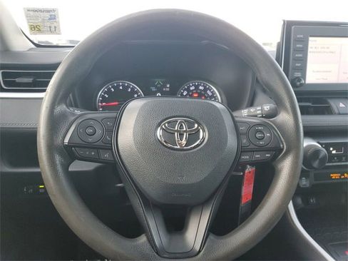 Used 2019 Toyota RAV4 LE image 11