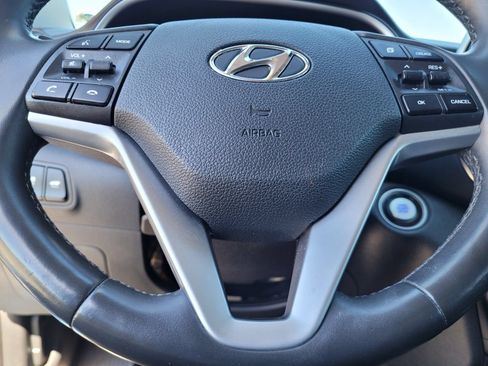 Used 2021 Hyundai Tucson Limited w/ Cargo Package FWD image 25