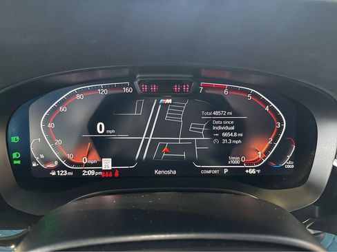 Used 2022 BMW 530i xDrive w/ M Sport Package AWD/4WD image 3