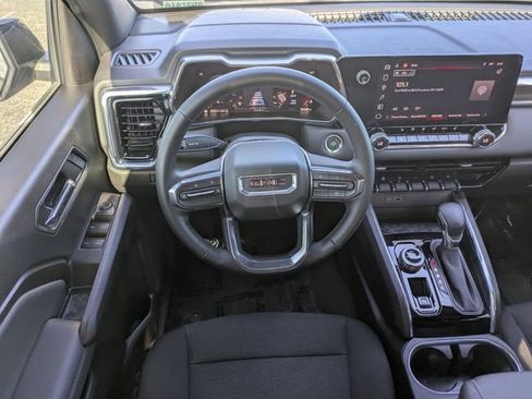 Used 2024 GMC Canyon Elevation w/ Convenience Package image 17