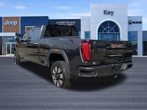 Used 2024 GMC Sierra 2500 Denali w/ Denali Reserve Package AWD/4WD image 4