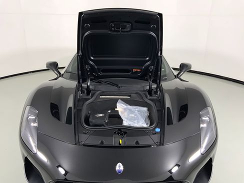 Used 2024 Maserati MC20 Cielo image 9