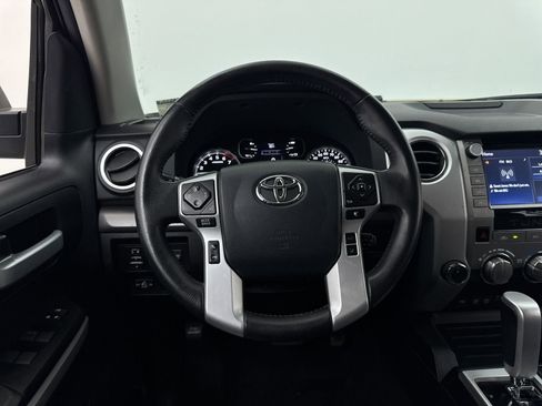 Used 2020 Toyota Tundra SR5 w/ SR5 Leather Package AWD/4WD image 30