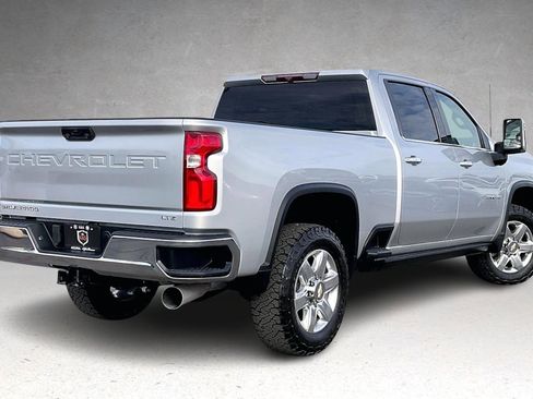 Used 2022 Chevrolet Silverado 2500 LTZ image 33