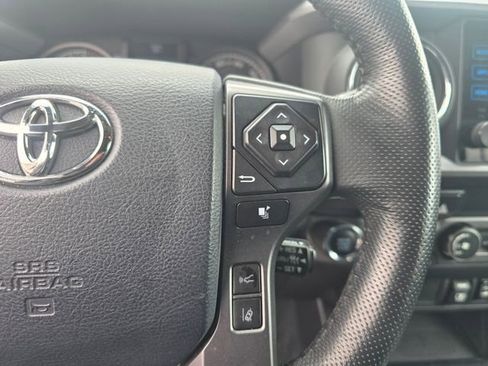 Used 2019 Toyota Tacoma TRD Off-Road image 22