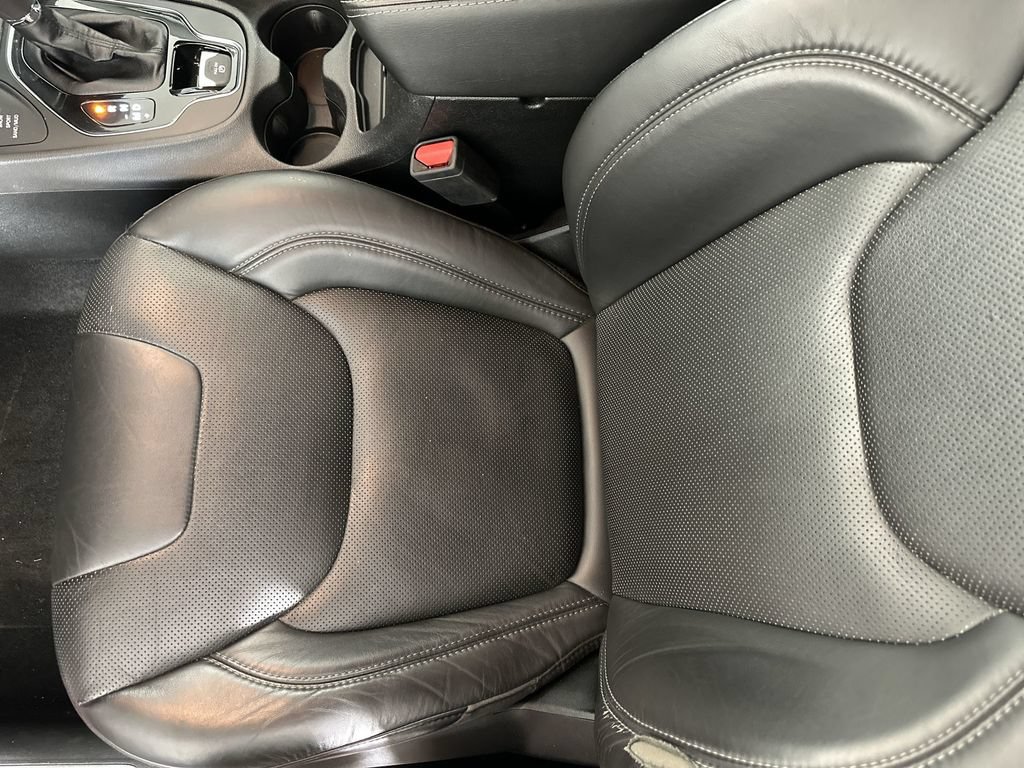 Used 2020 Jeep Cherokee Limited AWD/4WD image 22