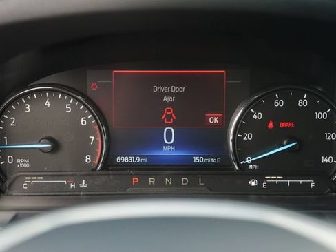 Used 2022 Ford Explorer XLT RWD image 26