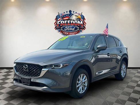 Used 2023 MAZDA CX-5 AWD 2.5 S w/ Select Package image 2