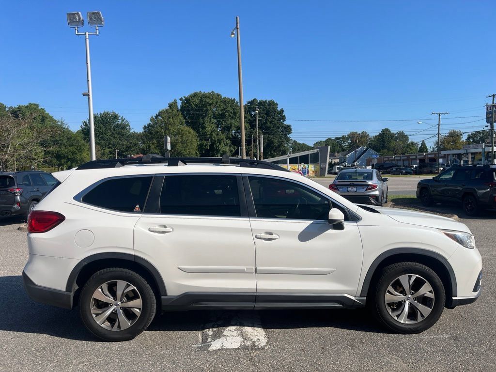 Used 2019 Subaru Ascent Premium AWD/4WD image 3