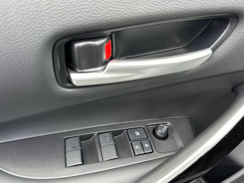 Used 2026 Toyota Corolla XLE FWD image 8