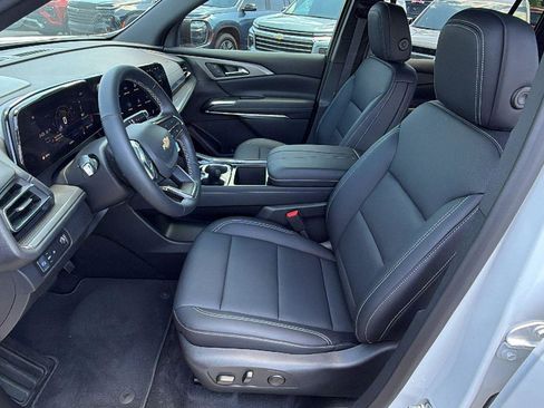 New 2026 Chevrolet Traverse LT w/ Driver Confidence Package FWD image 13