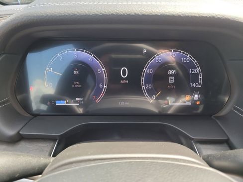 New 2026 Jeep Grand Cherokee L Limited RWD image 34