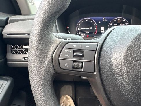 Used 2025 Honda Accord SE image 20