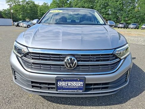 Used 2024 Volkswagen Jetta SEL FWD image 2