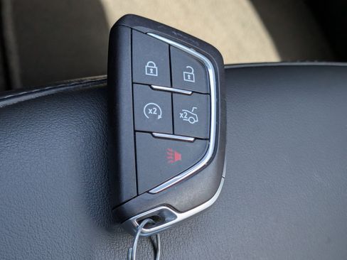 Used 2023 Cadillac CT4 Luxury w/ Sun And Sound Package RWD image 32