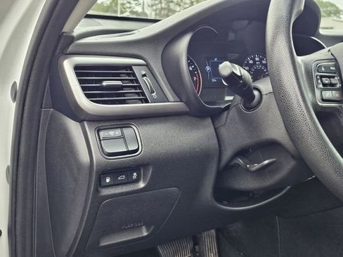 Used 2017 Kia Optima LX image 16