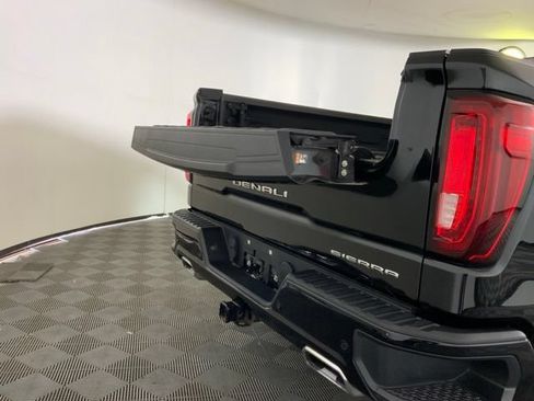 Used 2022 GMC Sierra 1500 Denali AWD/4WD image 37