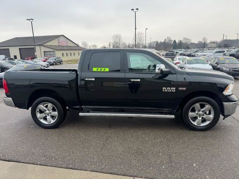 Used 2017 RAM 1500 Big Horn AWD/4WD image 4