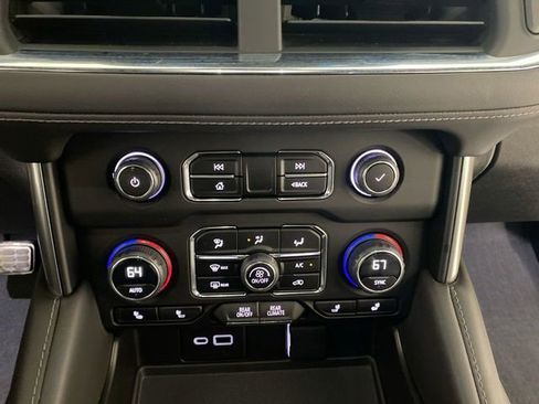Used 2023 Chevrolet Tahoe LT AWD/4WD image 43