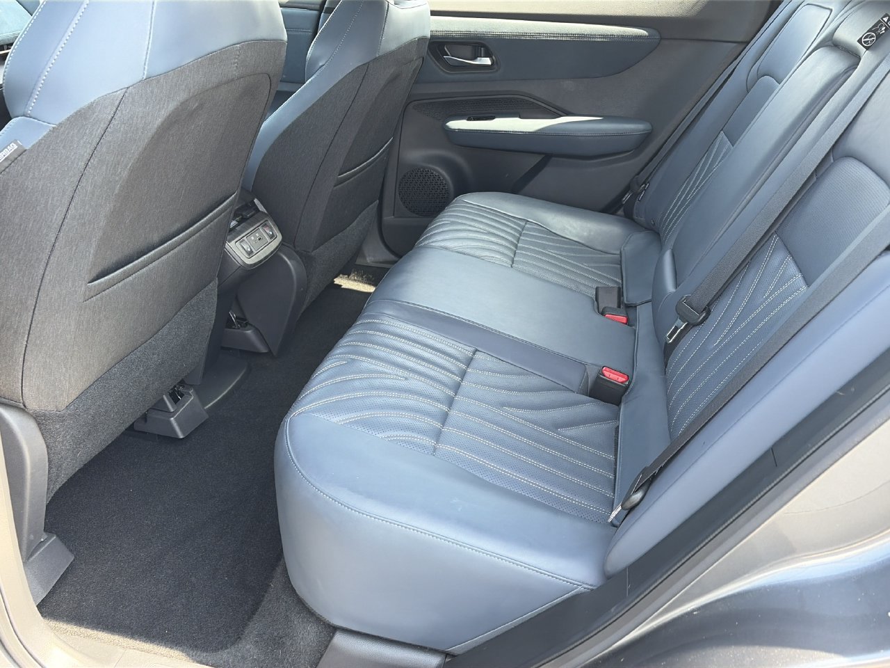 Certified 2024 Nissan Ariya AWD image 28