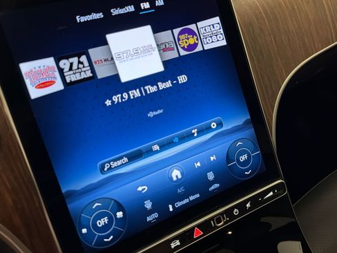 Certified 2026 Mercedes-Benz GLC 300 GLC 300 image 22