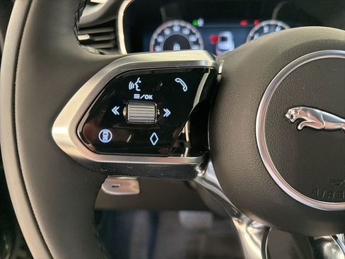 New 2026 Jaguar F-PACE R-Dynamic S image 12