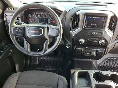Used 2024 GMC Sierra 1500 Pro w/ Convenience Package image 14