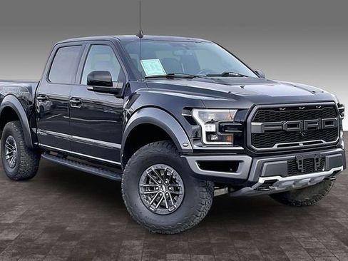 Used 2020 Ford F150 Raptor w/ Equipment Group 802A Luxury AWD/4WD image 11