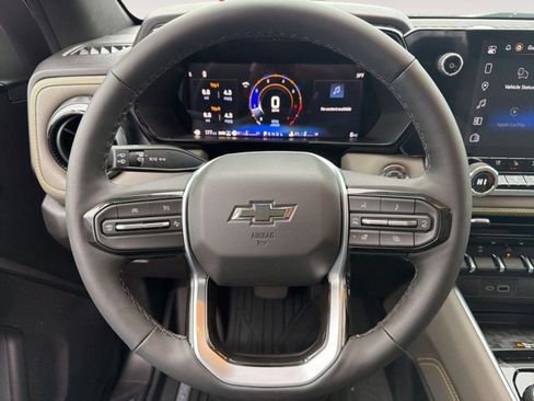 New 2026 Chevrolet Colorado ZR2 w/ Technology Package AWD/4WD image 6