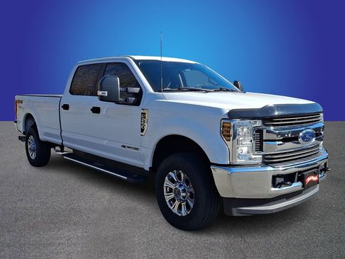 Used 2019 Ford F250 XLT AWD/4WD image 3