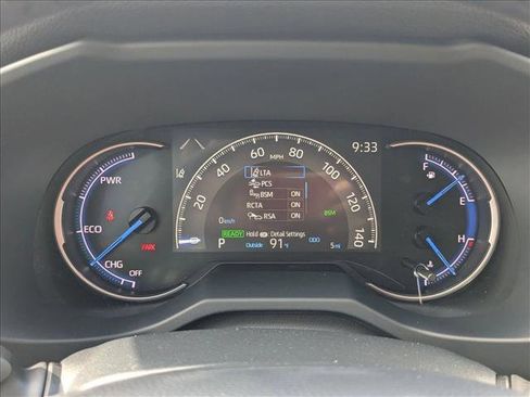 Used 2025 Toyota RAV4 XLE w/ Convenience Package image 11