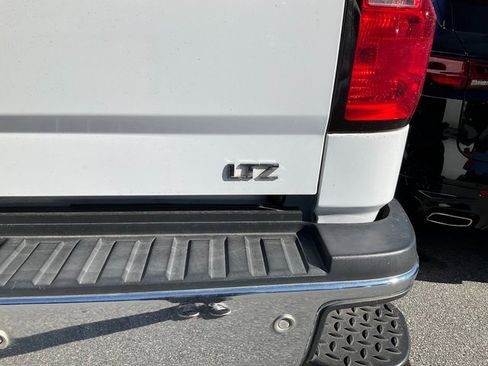 Used 2018 Chevrolet Silverado 2500 LTZ w/ Duramax Plus Package image 9