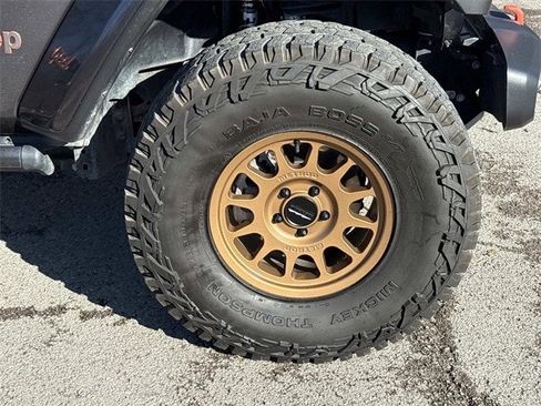 Used 2022 Jeep Gladiator Mojave w/ LED Lighting Group image 9