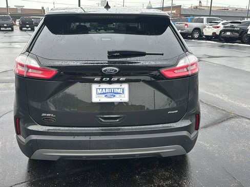 Used 2022 Ford Edge SEL w/ Convenience Package image 8