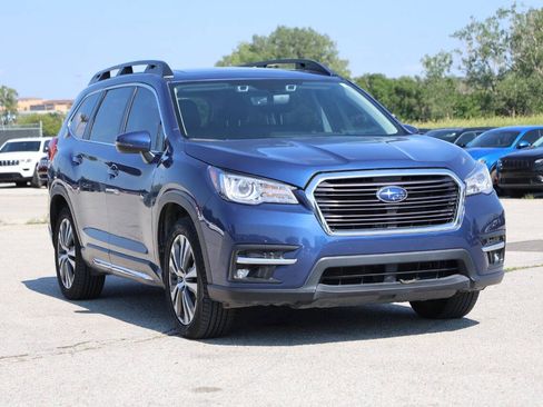 Used 2022 Subaru Ascent Limited w/ Technology Package AWD/4WD image 4