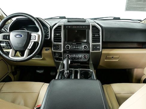 Used 2017 Ford F150 Lariat w/ Equipment Group 502A Luxury image 20