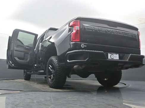 Used 2021 Chevrolet Silverado 1500 LT Trail Boss w/ Convenience Package II image 60