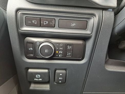 Used 2023 Ford F150 Lariat image 16