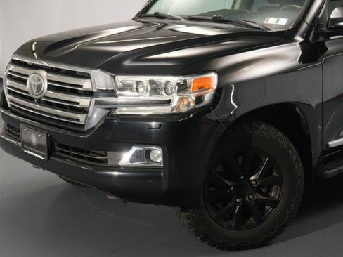 Used 2016 Toyota Land Cruiser AWD/4WD image 4