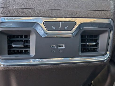 Used 2024 GMC Sierra 2500 Denali w/ Denali Reserve Package AWD/4WD image 18