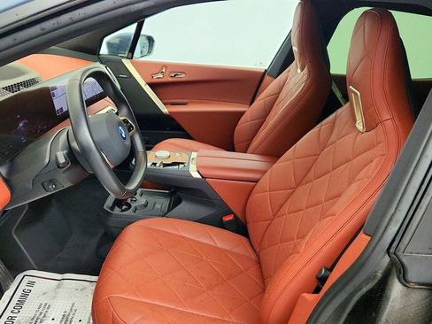 Used 2022 BMW iX xDrive50 w/ Premium Package image 18