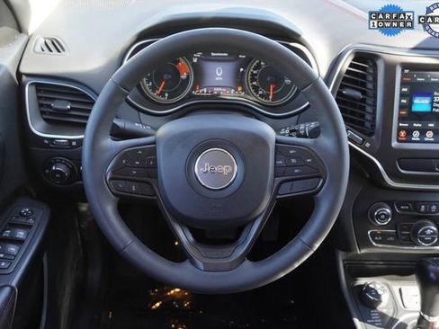 Used 2022 Jeep Cherokee Trailhawk image 20