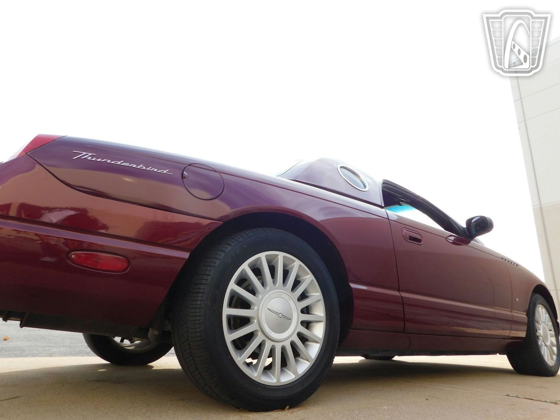 Used 2004 Ford Thunderbird RWD image 22
