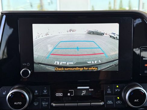 New 2026 Toyota Highlander XLE image 25